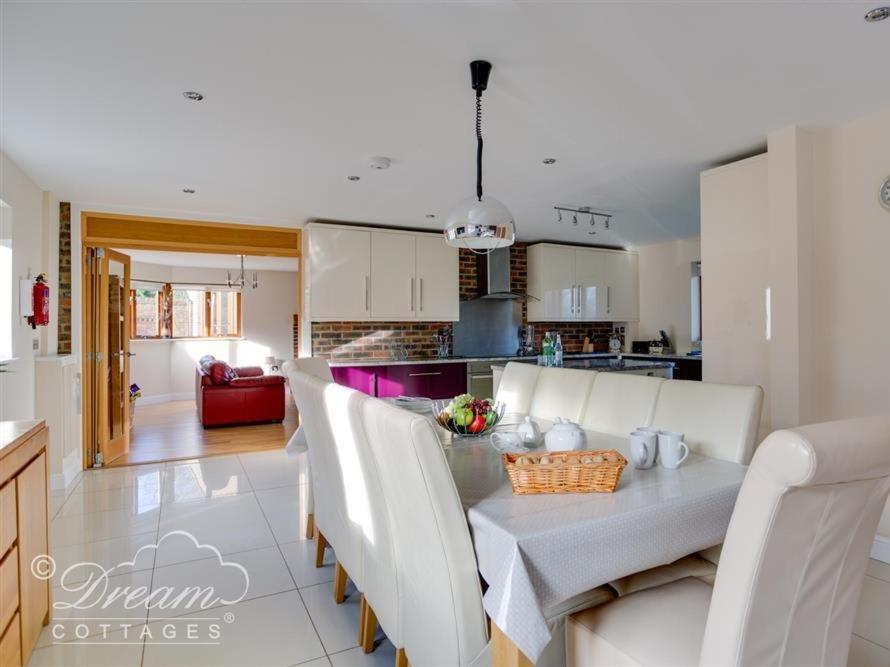Baytree Lodge Weymouth Bagian luar foto