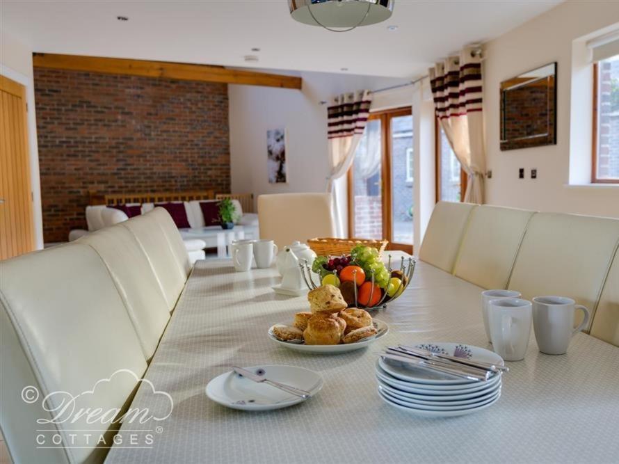 Baytree Lodge Weymouth Bagian luar foto